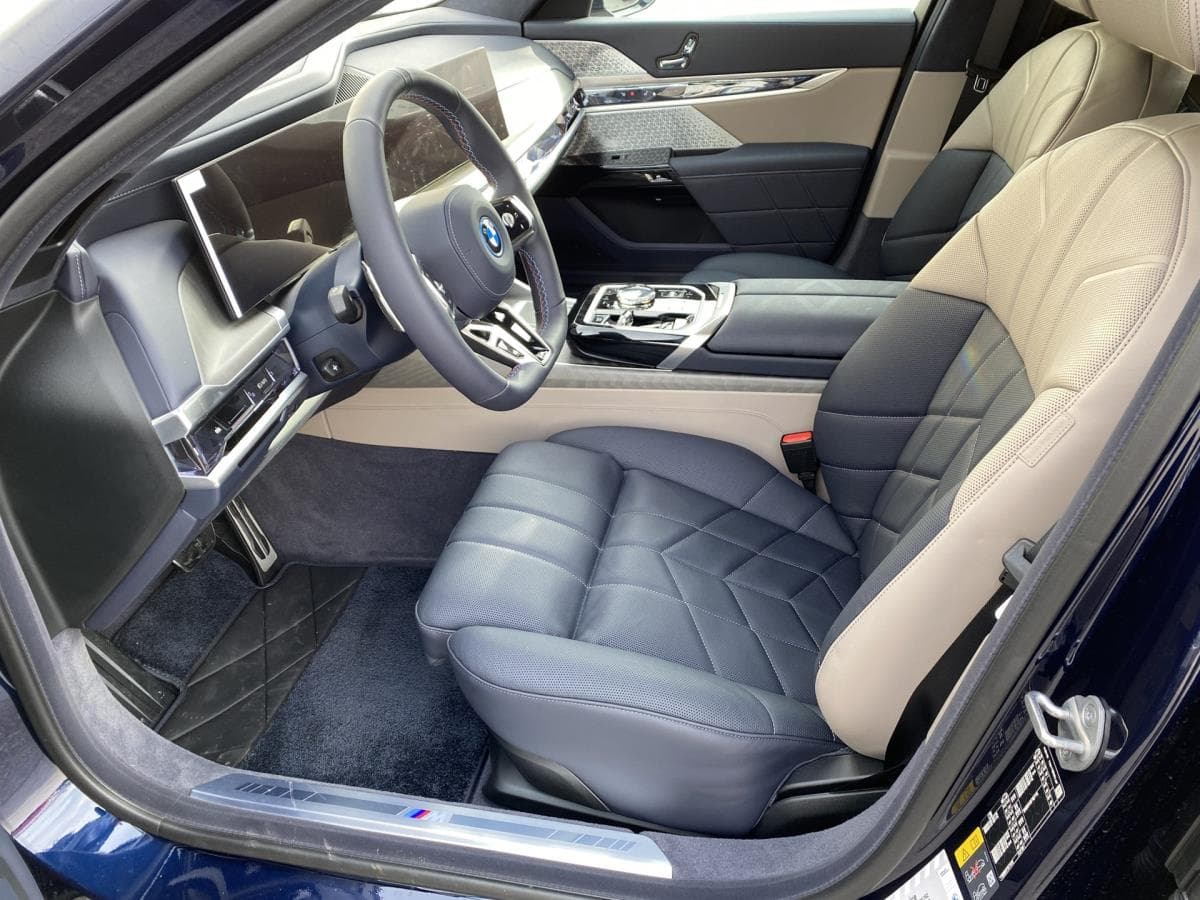 2023 BMW I7 - 5