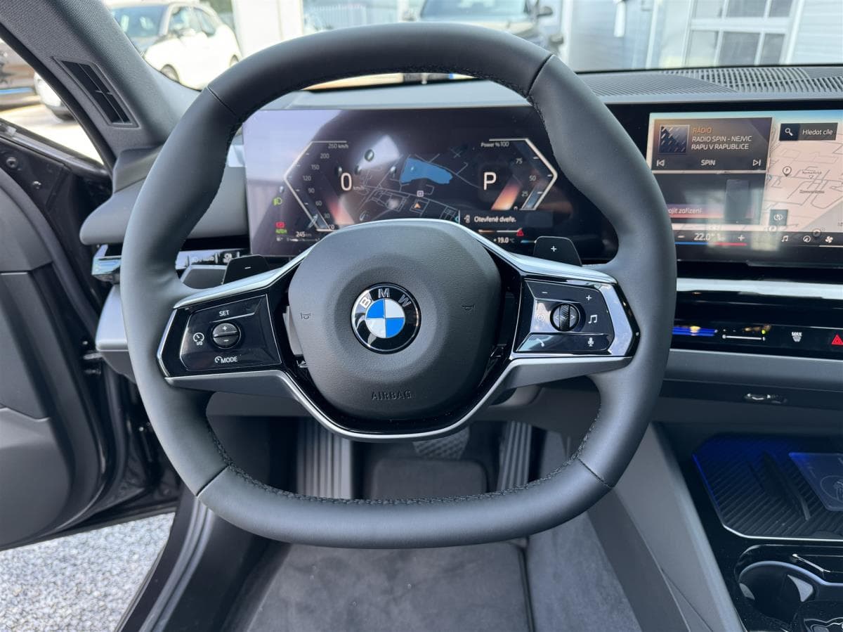 2024 BMW 5-Series - 10