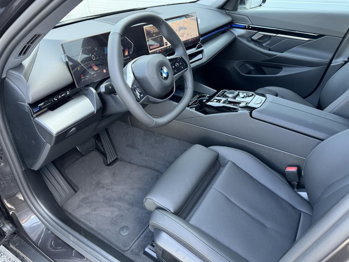 2024 BMW 5-Series - 5