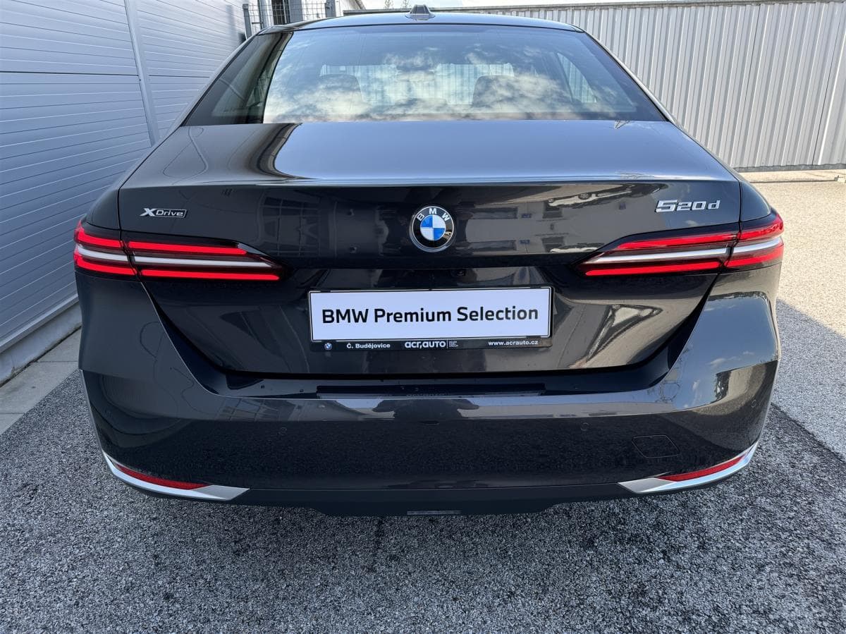 2024 BMW 5-Series - 7