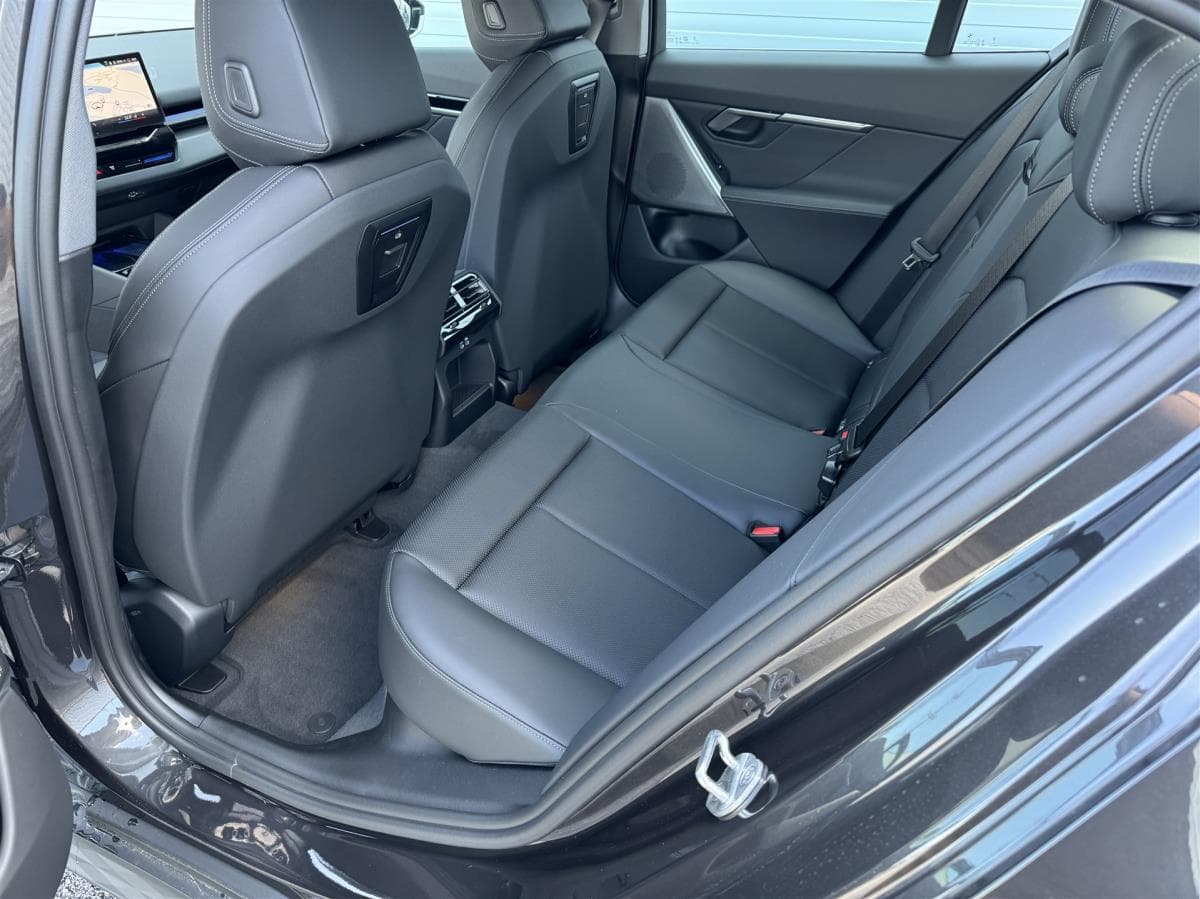 2024 BMW 5-Series - 9