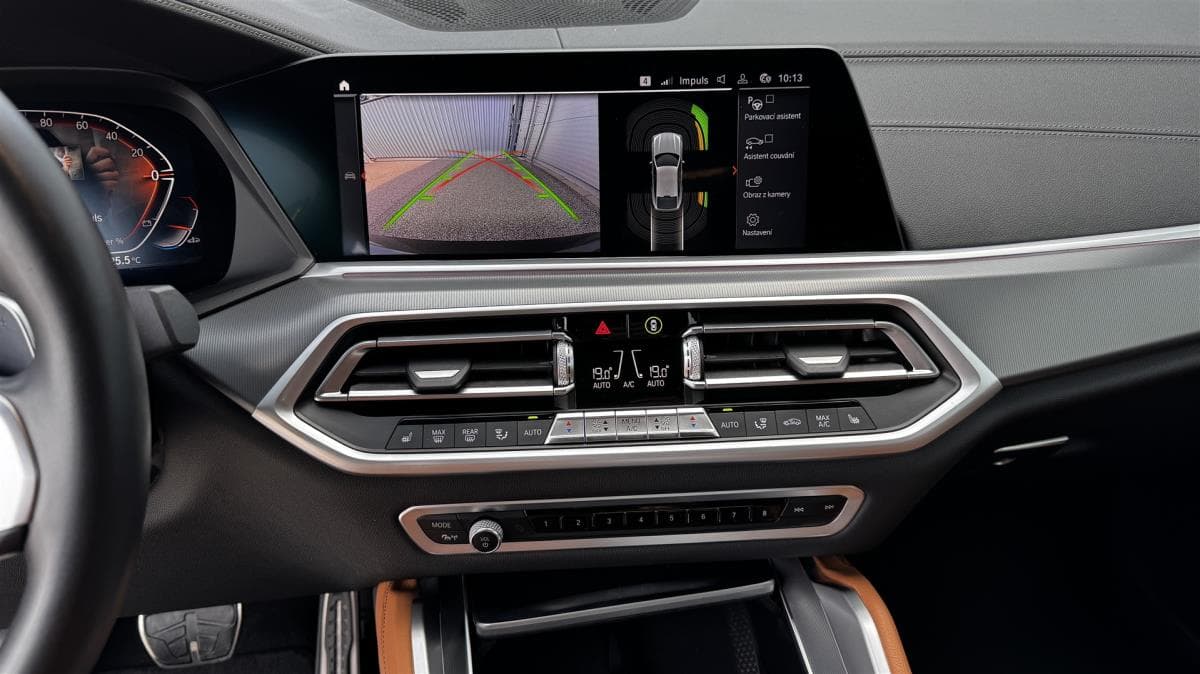 2021 BMW X6 - 10