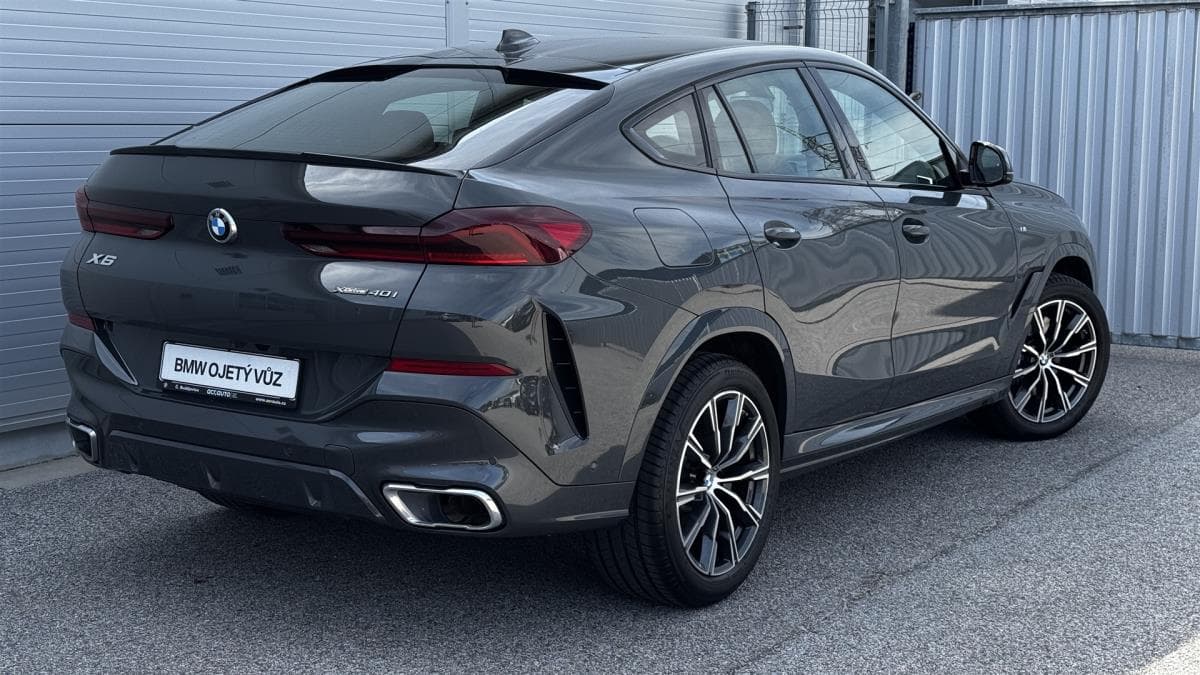 2021 BMW X6 - 2