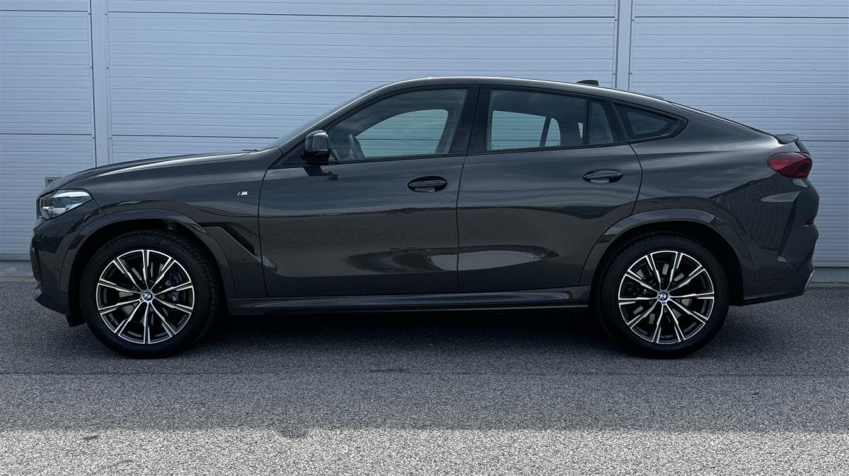 2021 BMW X6 - 3