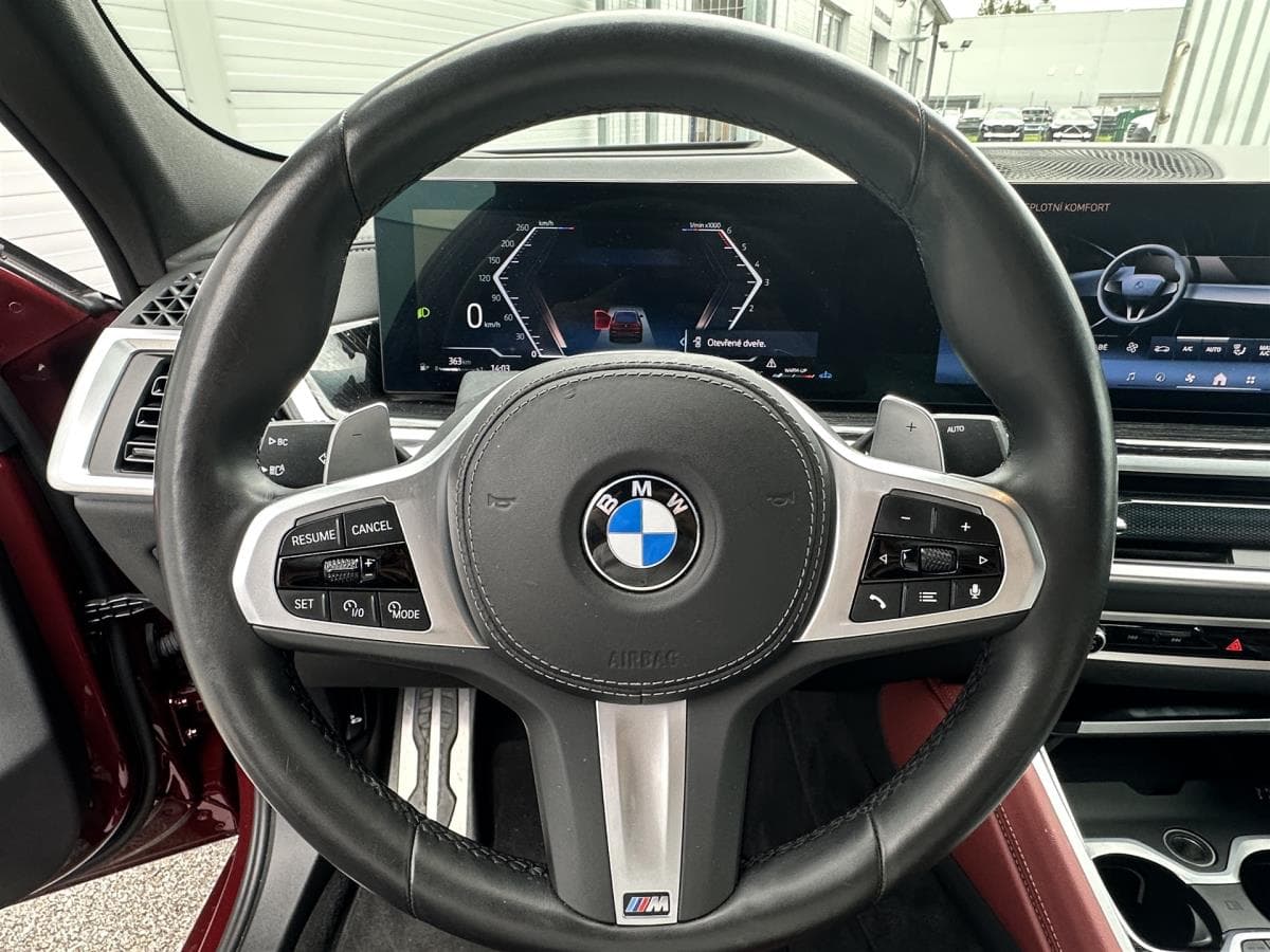 2024 BMW X6 - 12