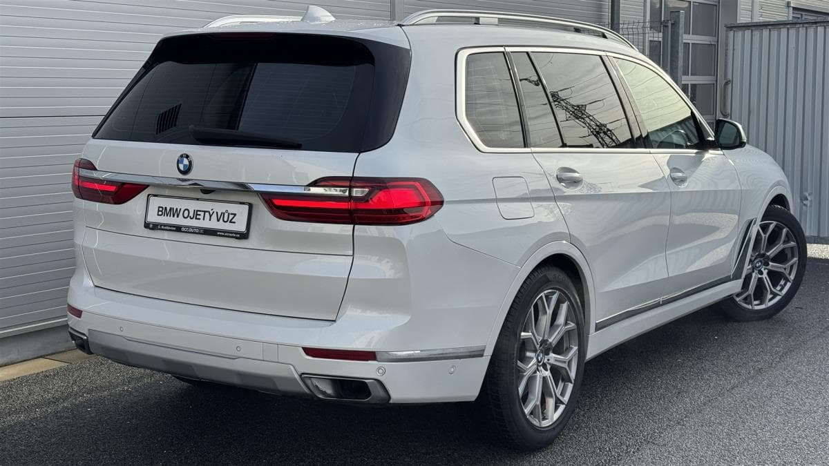 2021 BMW X7 - 2