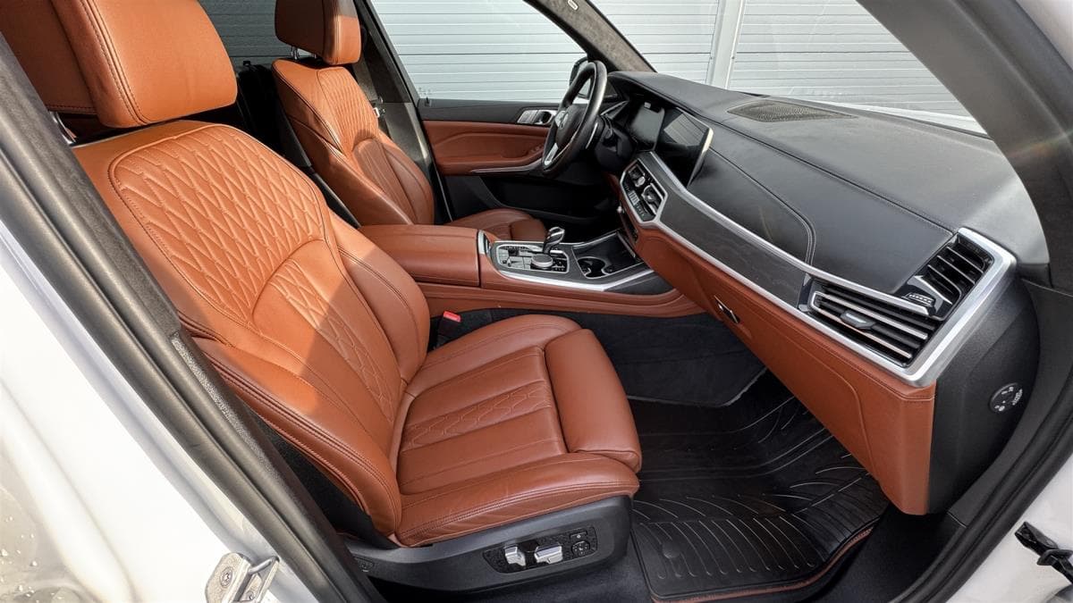 2021 BMW X7 - 9
