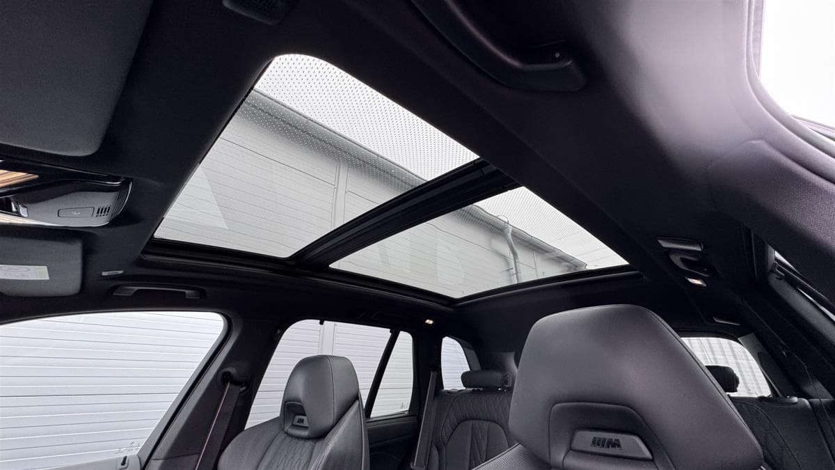 2025 BMW X5 - 21