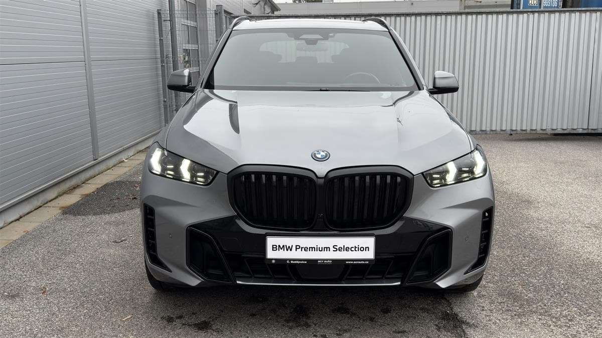 2025 BMW X5 - 13
