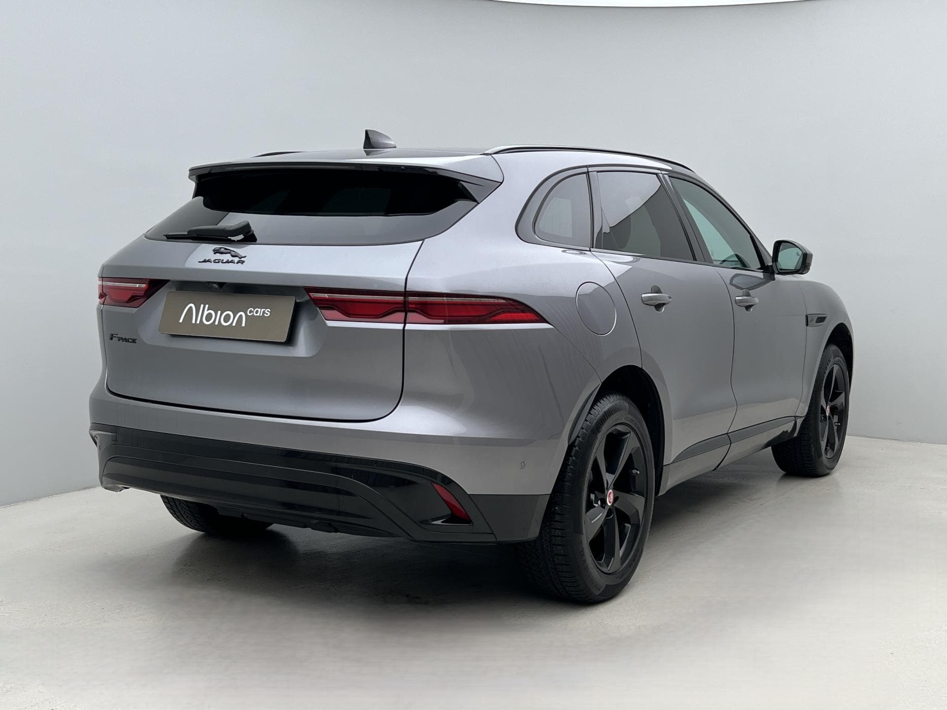 2021 Jaguar F-PACE - 11
