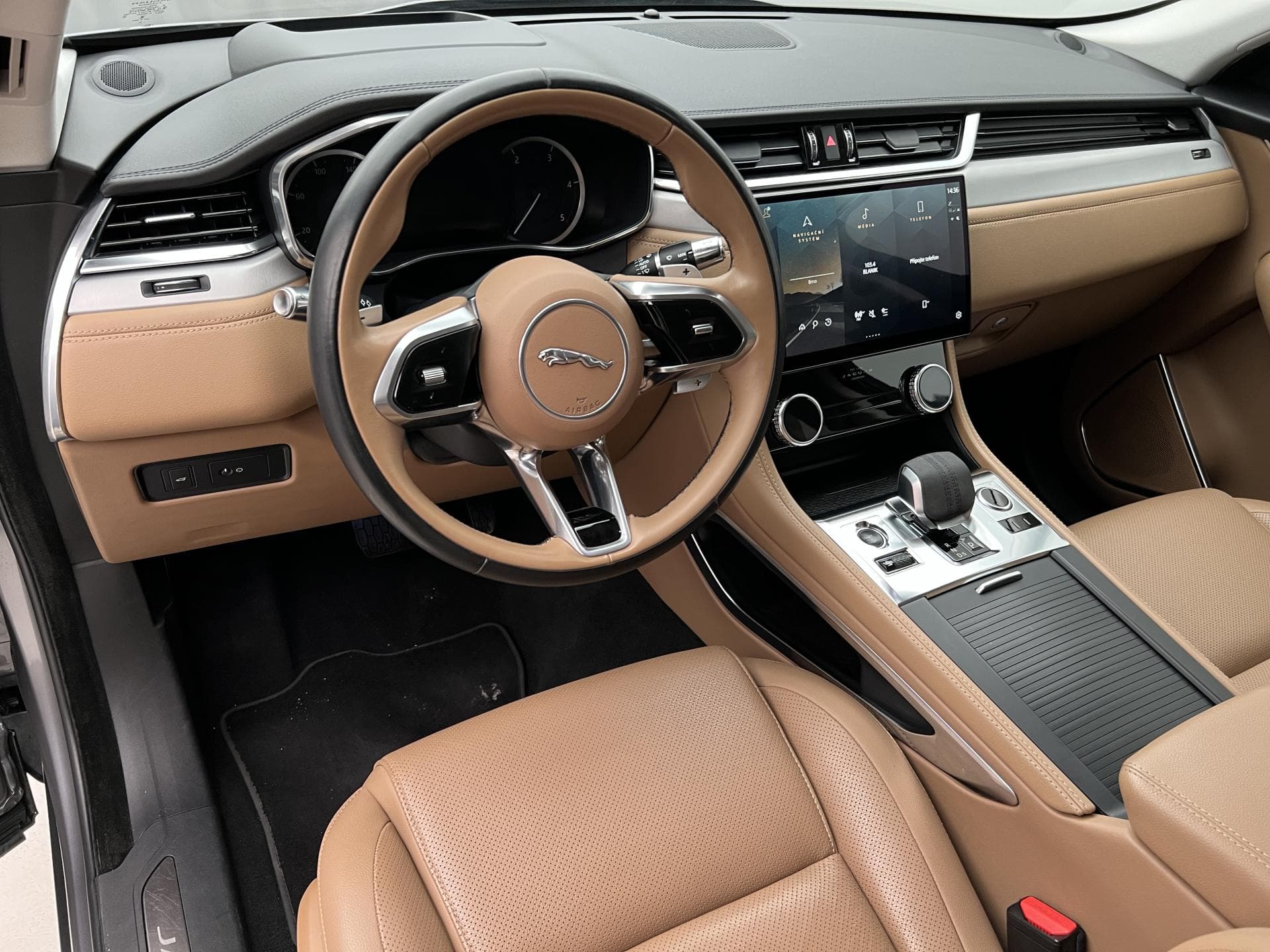 2021 Jaguar F-PACE - 4