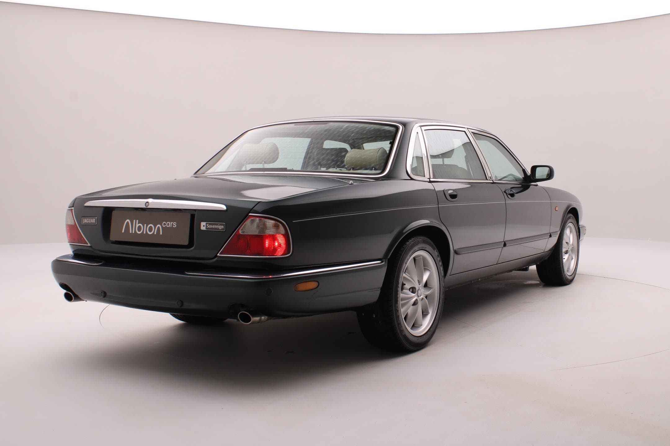 2001 Jaguar XJ - 12