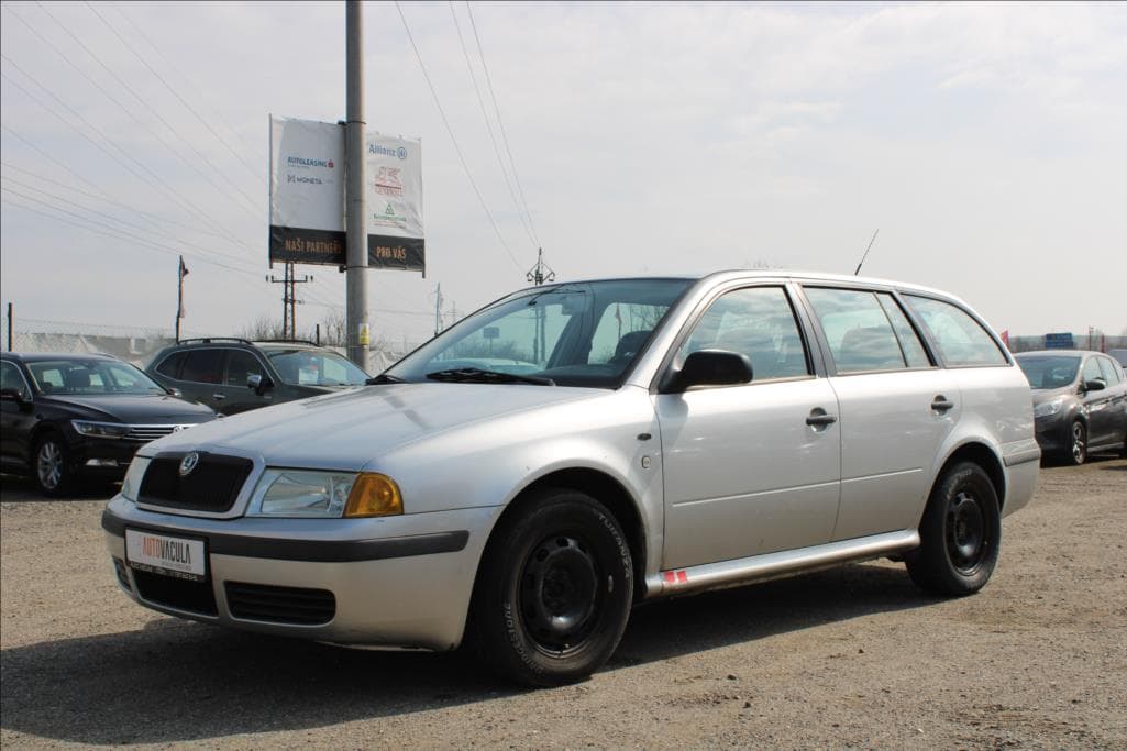 Škoda Octavia 1,6 i  STK 8/2026