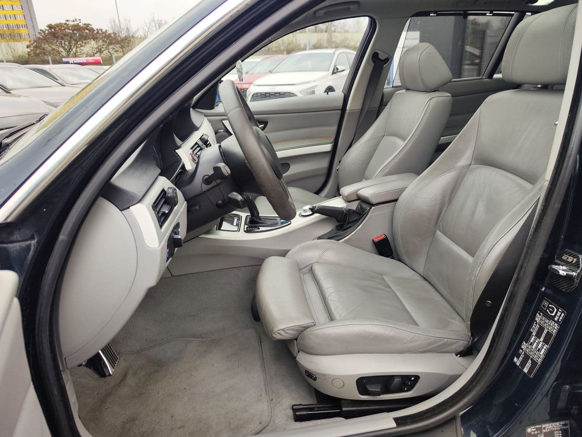 2006 BMW 3-Series - 12