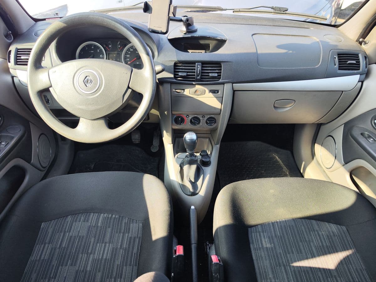 2013 Renault Thalia - 12