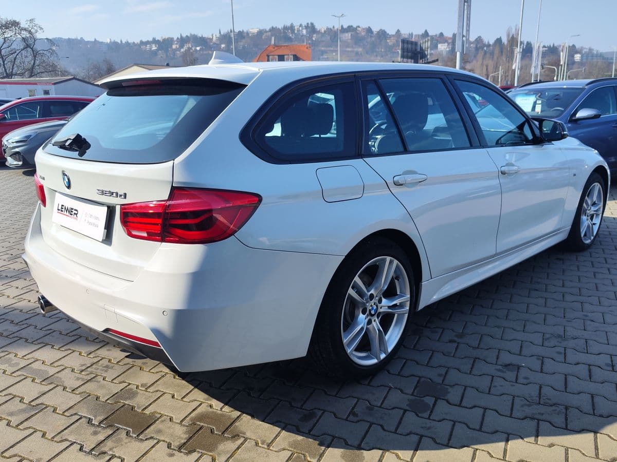 2017 BMW 3-Series - 5