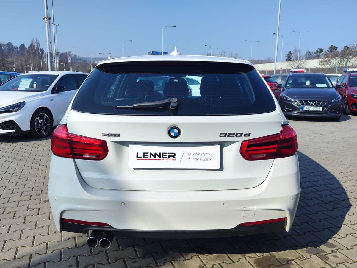 2017 BMW 3-Series - 6