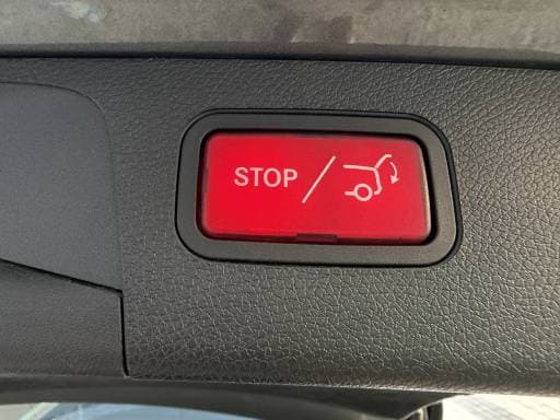 Mercedes-Benz E-Class - 12