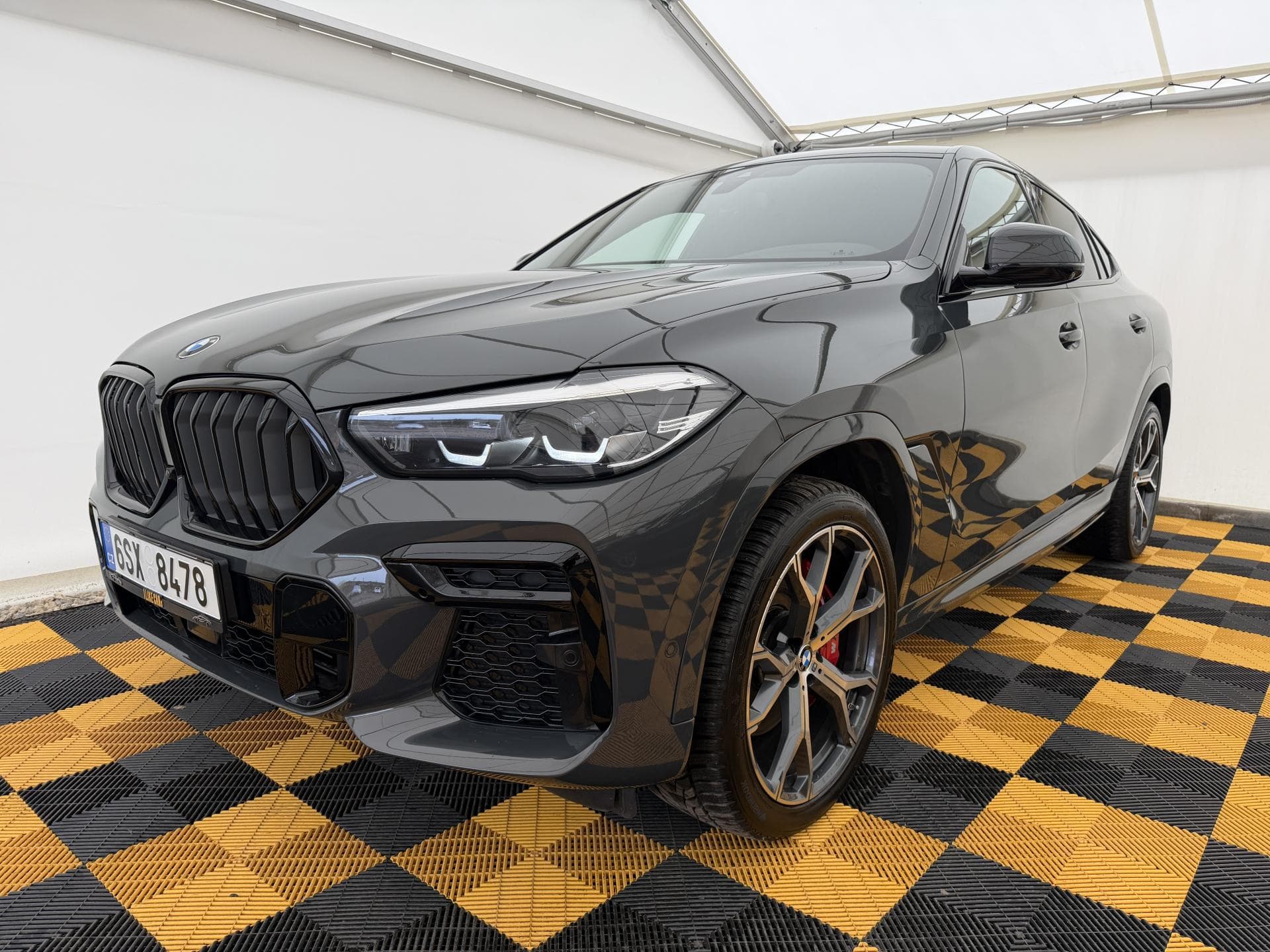 2023 BMW X6 - 2