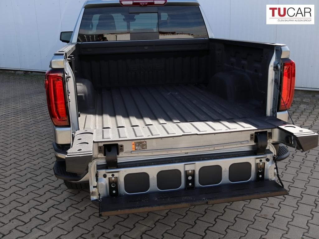 GMC SIERRA - 8