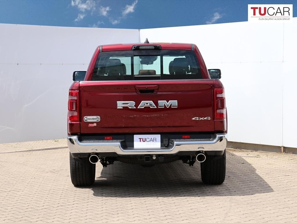 RAM 1500 - 8