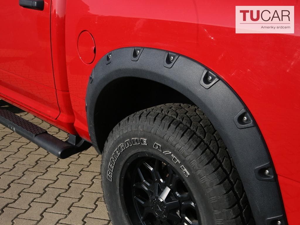 Dodge RAM - 8