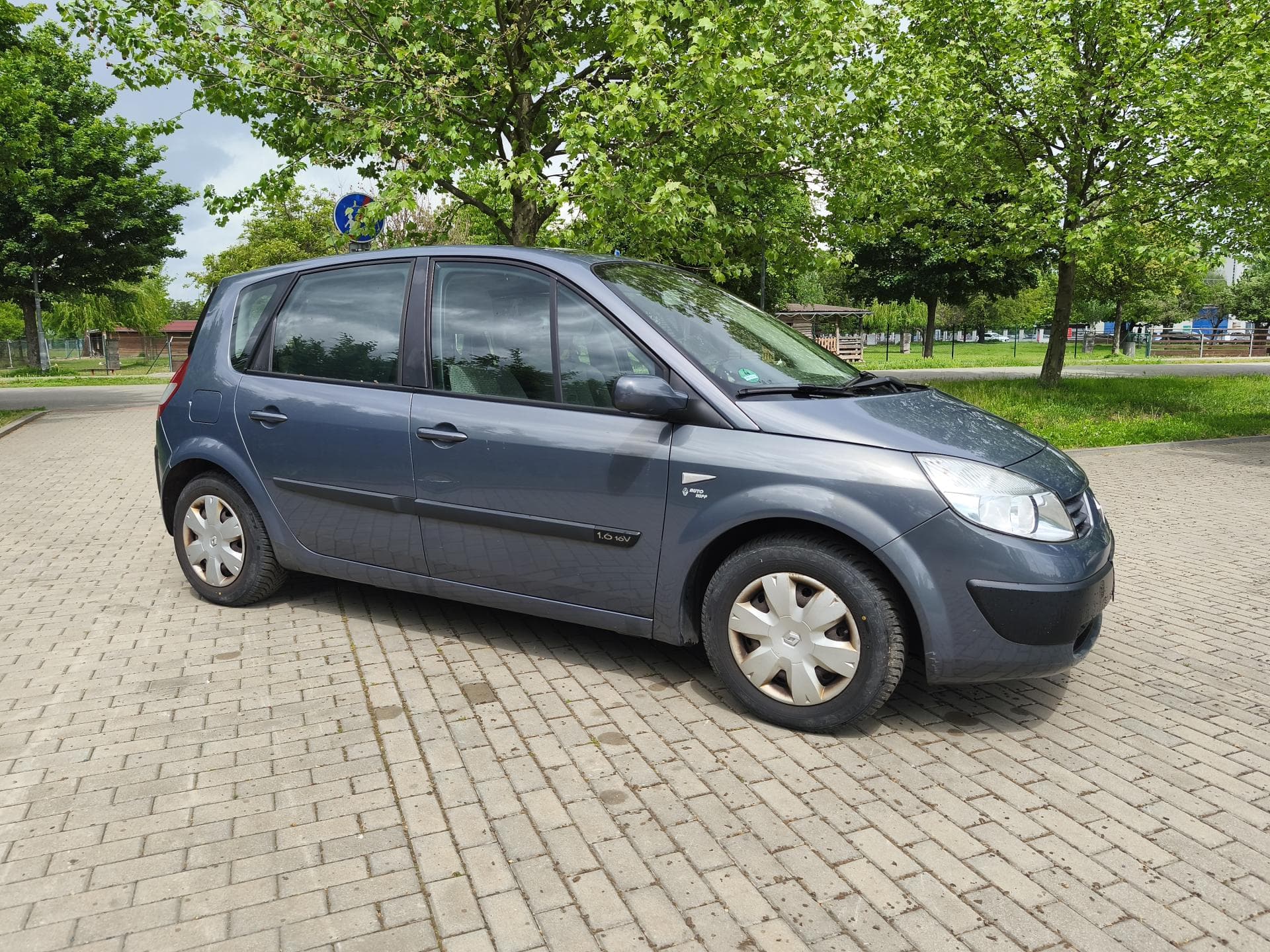 2006 Renault SCENIC - 12