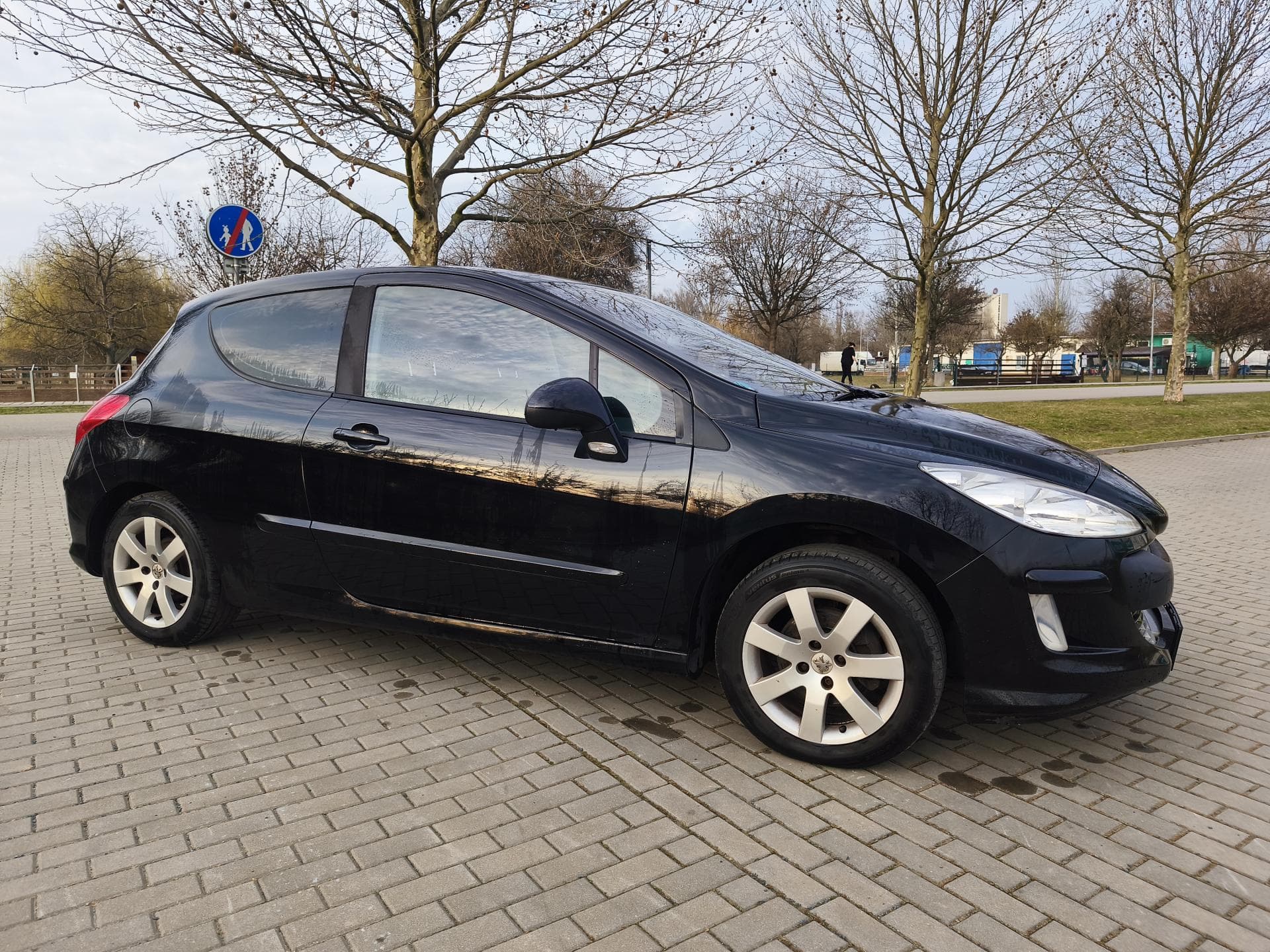 2008 Peugeot 308 - 10
