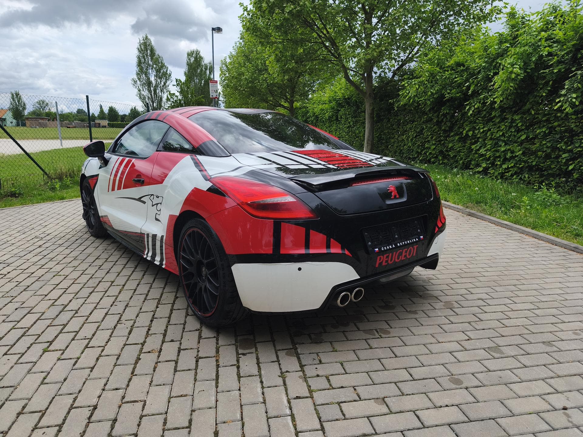 2011 Peugeot RCZ - 7