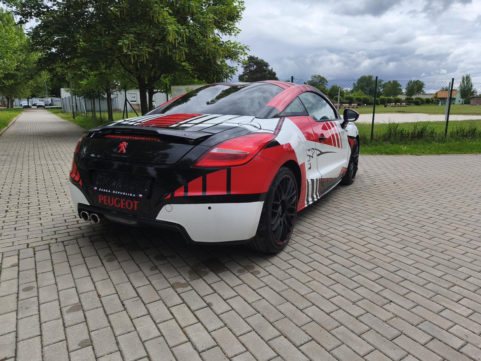 2011 Peugeot RCZ - 9