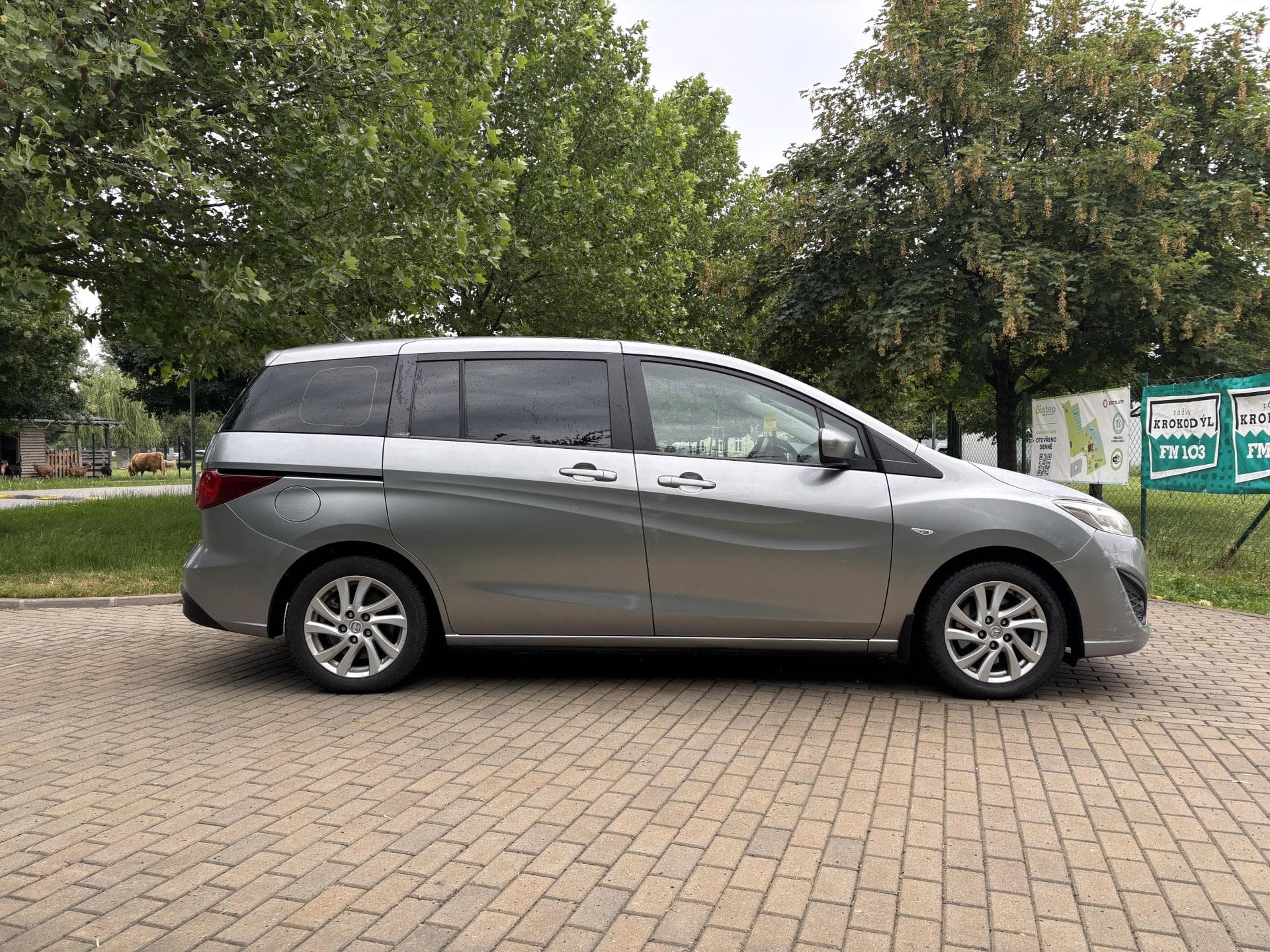 2011 Mazda 5 - 12