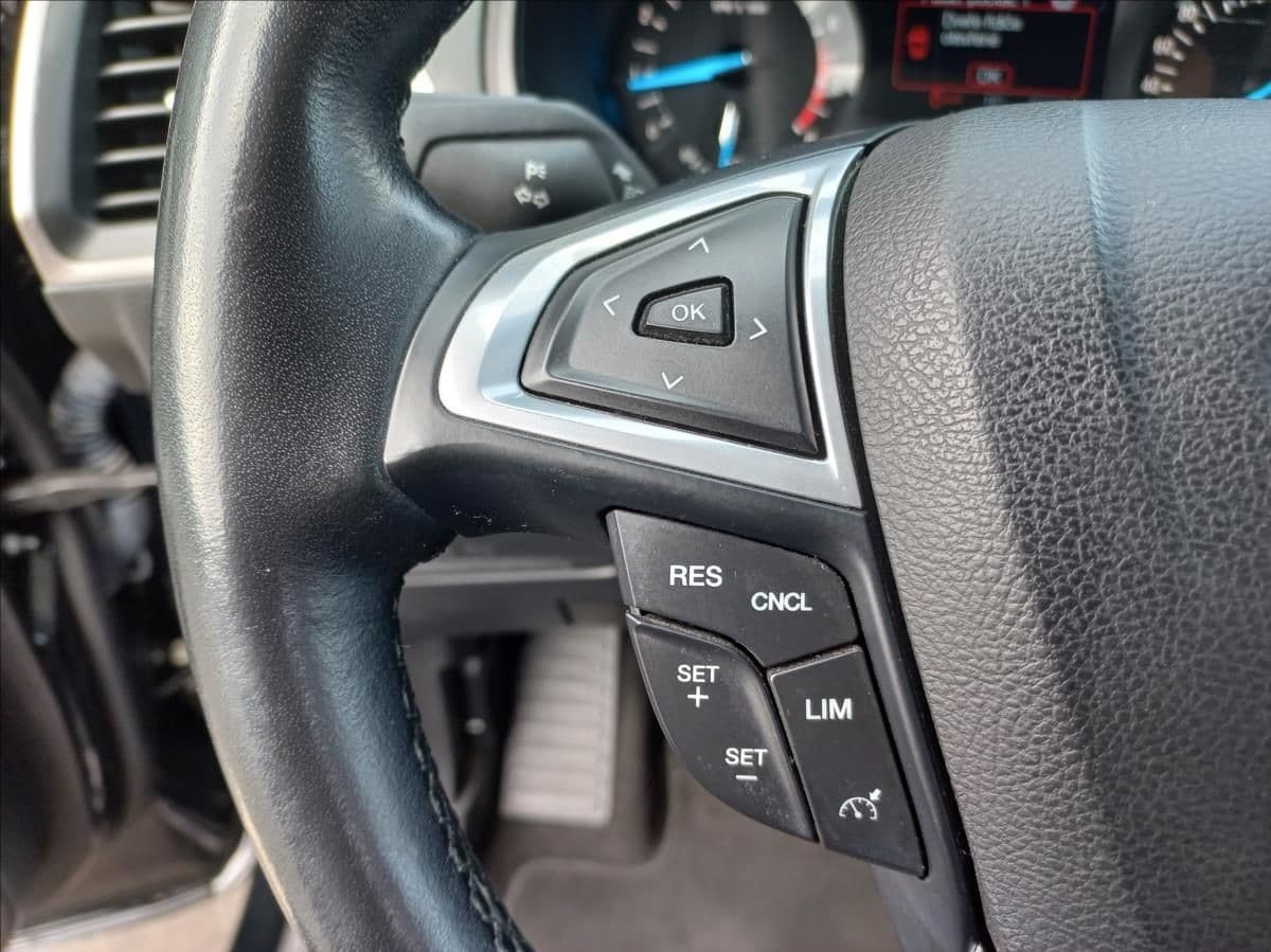 2019 Ford S-Max - 10