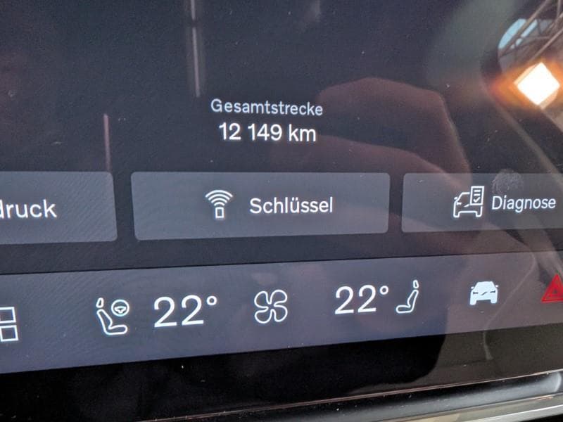 2025 Volvo EX90 - 8