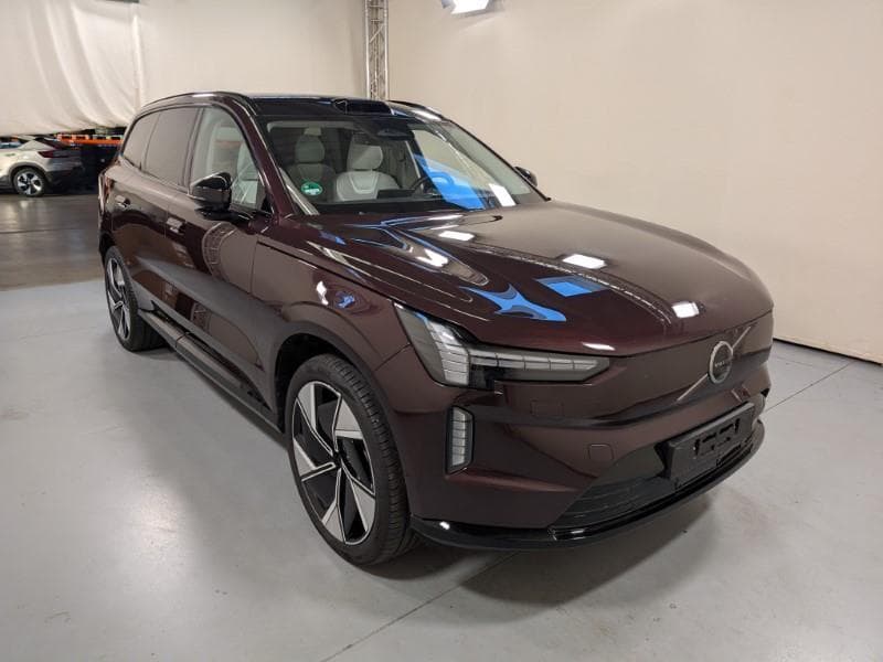 2025 Volvo EX90 - 2