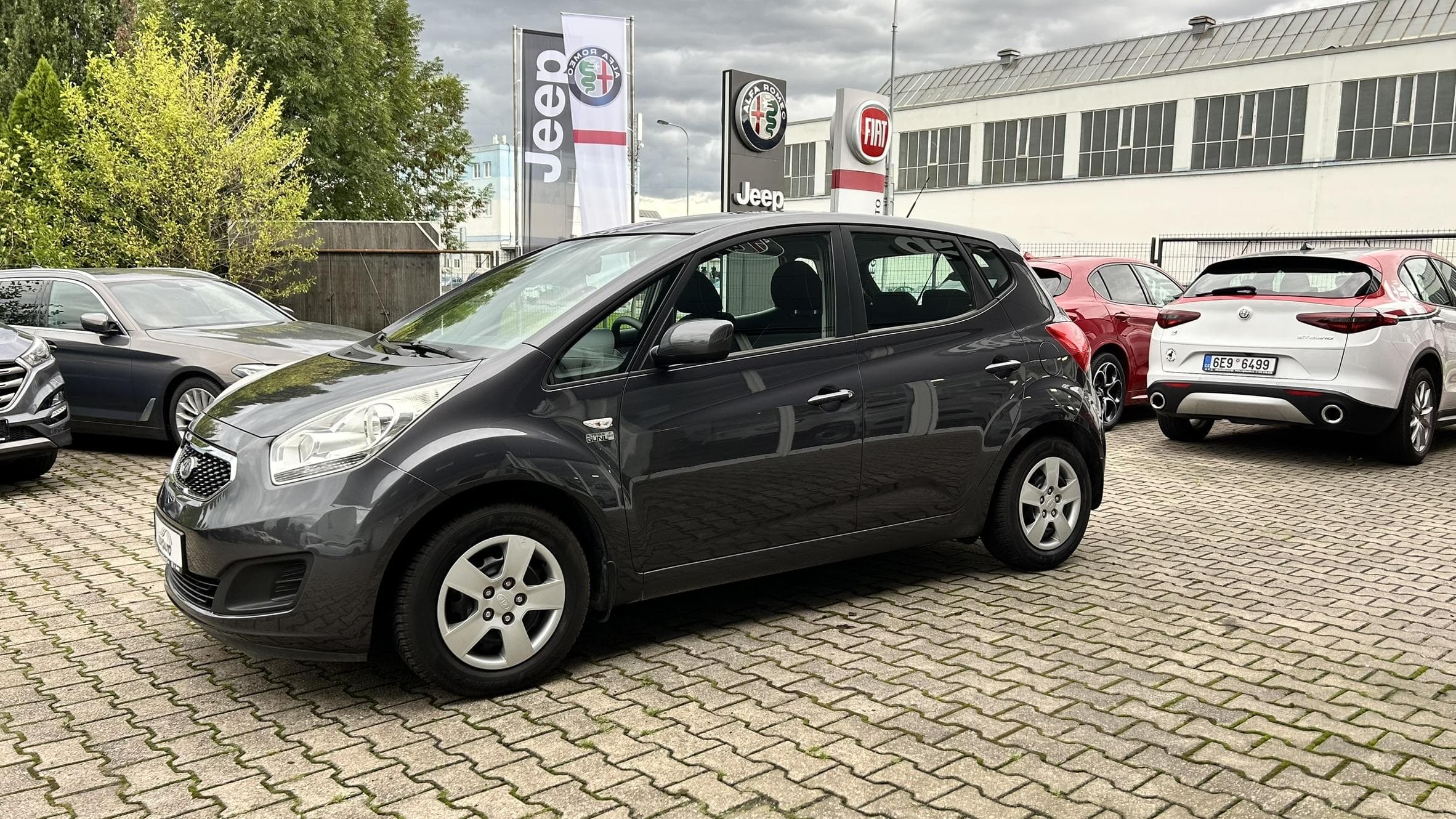 2012 Kia VENGA - 7