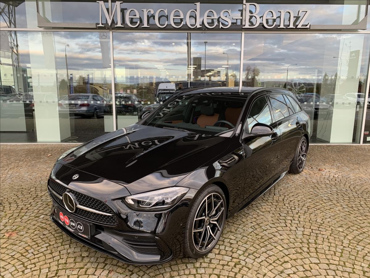 Mercedes-Benz Třídy C C 220d AMG paket