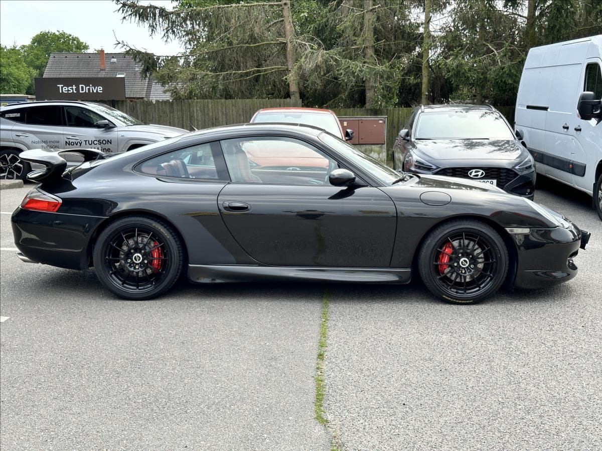 2004 Porsche 911 - 3