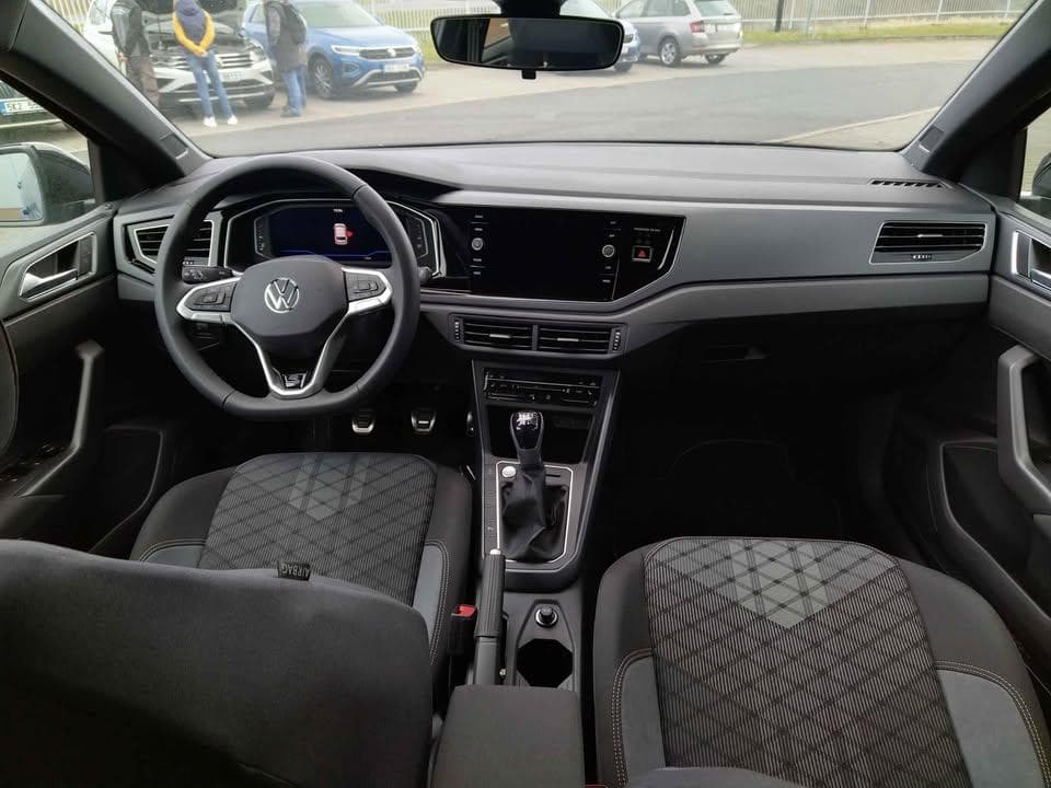 Volkswagen POLO - 79