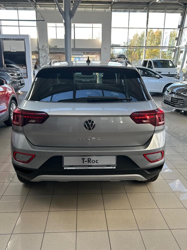 Volkswagen T-Roc - 2