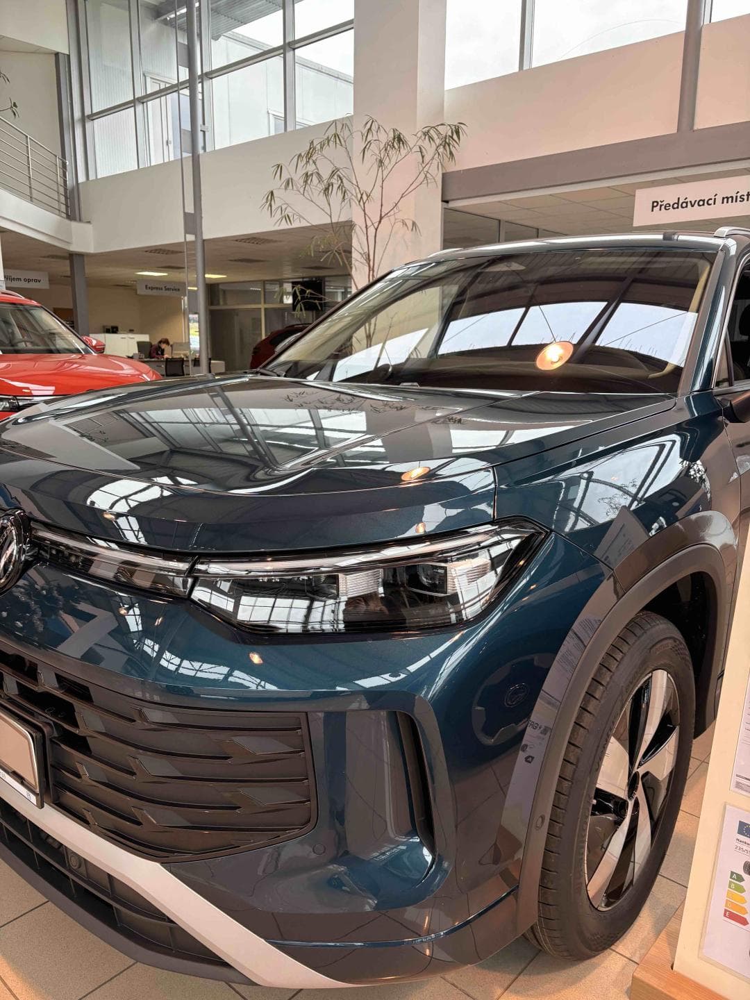 Volkswagen TAYRON - 6