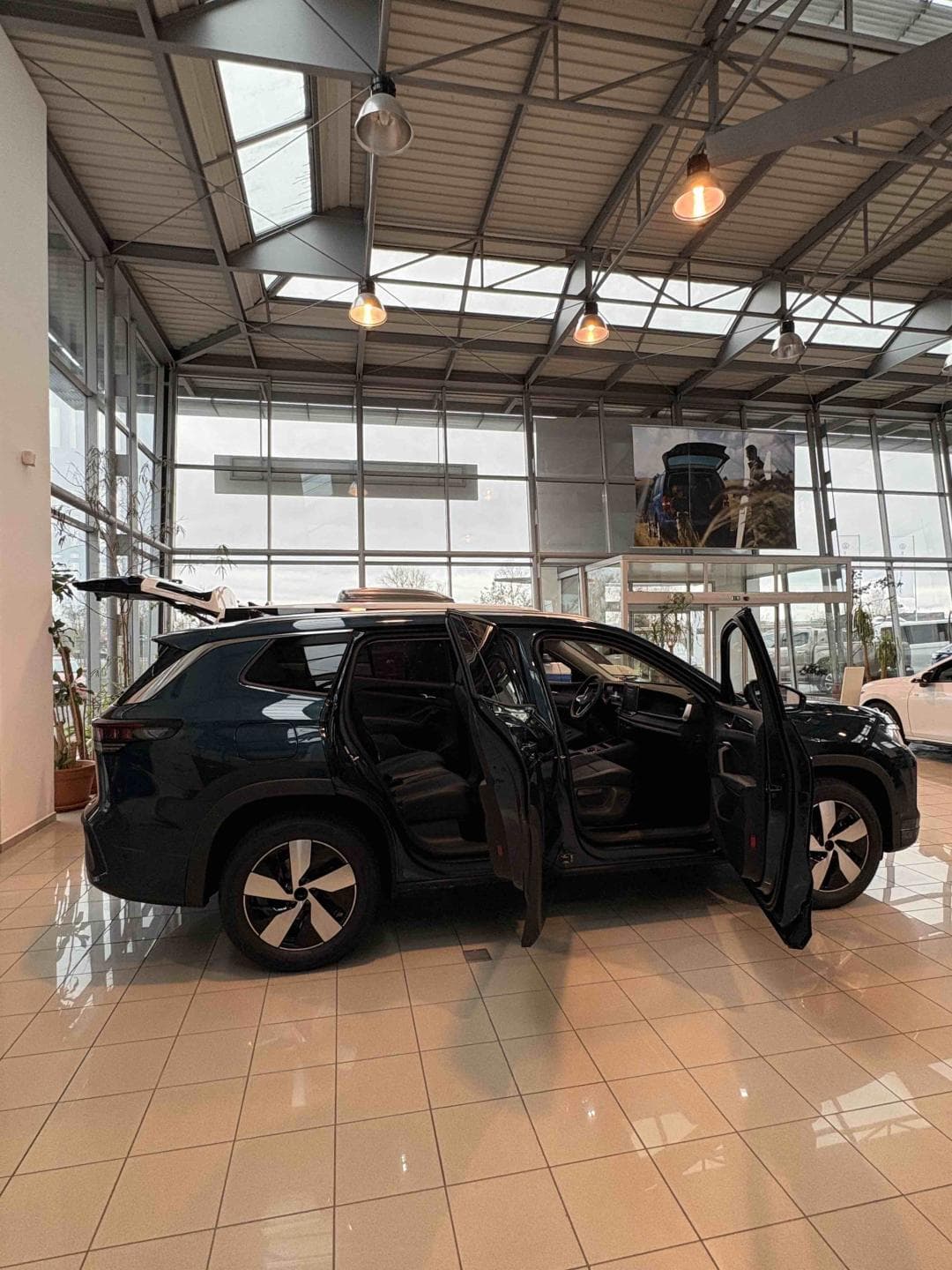 Volkswagen TAYRON - 8
