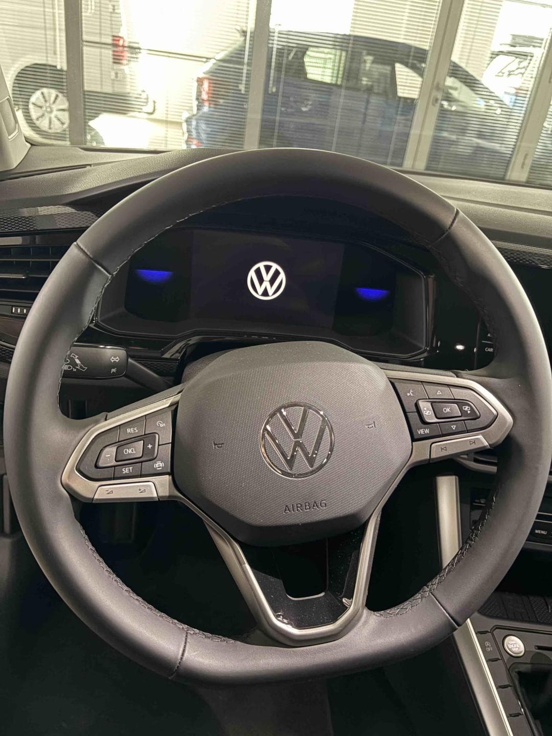 Volkswagen TAIGO - 12