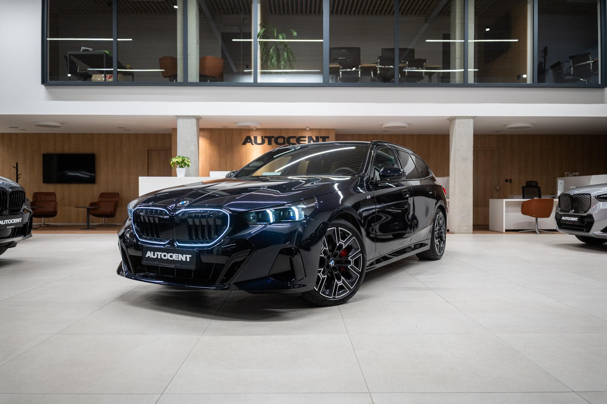 BMW Řada 5 540xd M-SPORT NEZÁVISLÉ PANO 