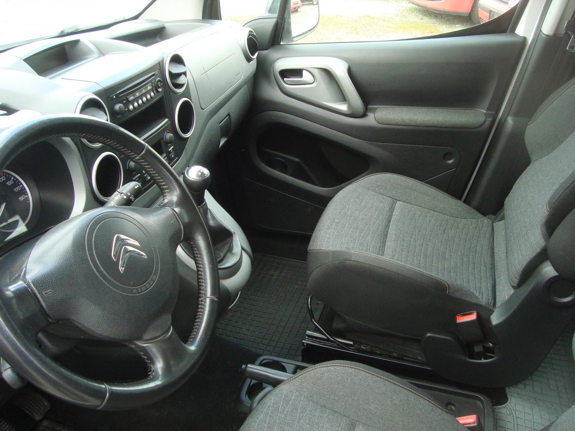 Citroen BERLINGO - 10