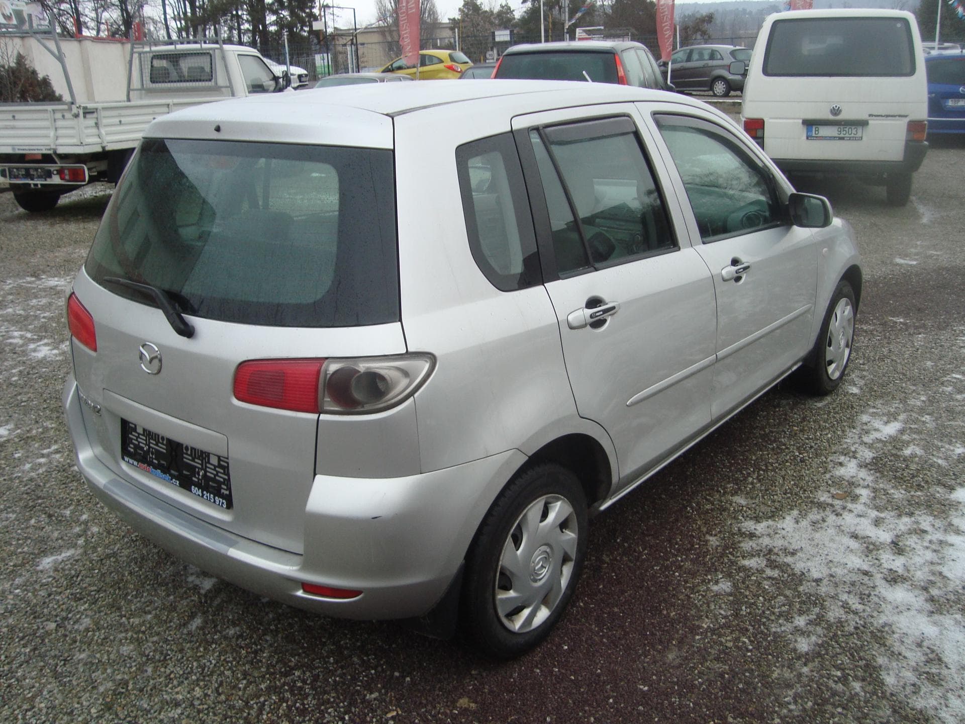 Mazda 2 - 3