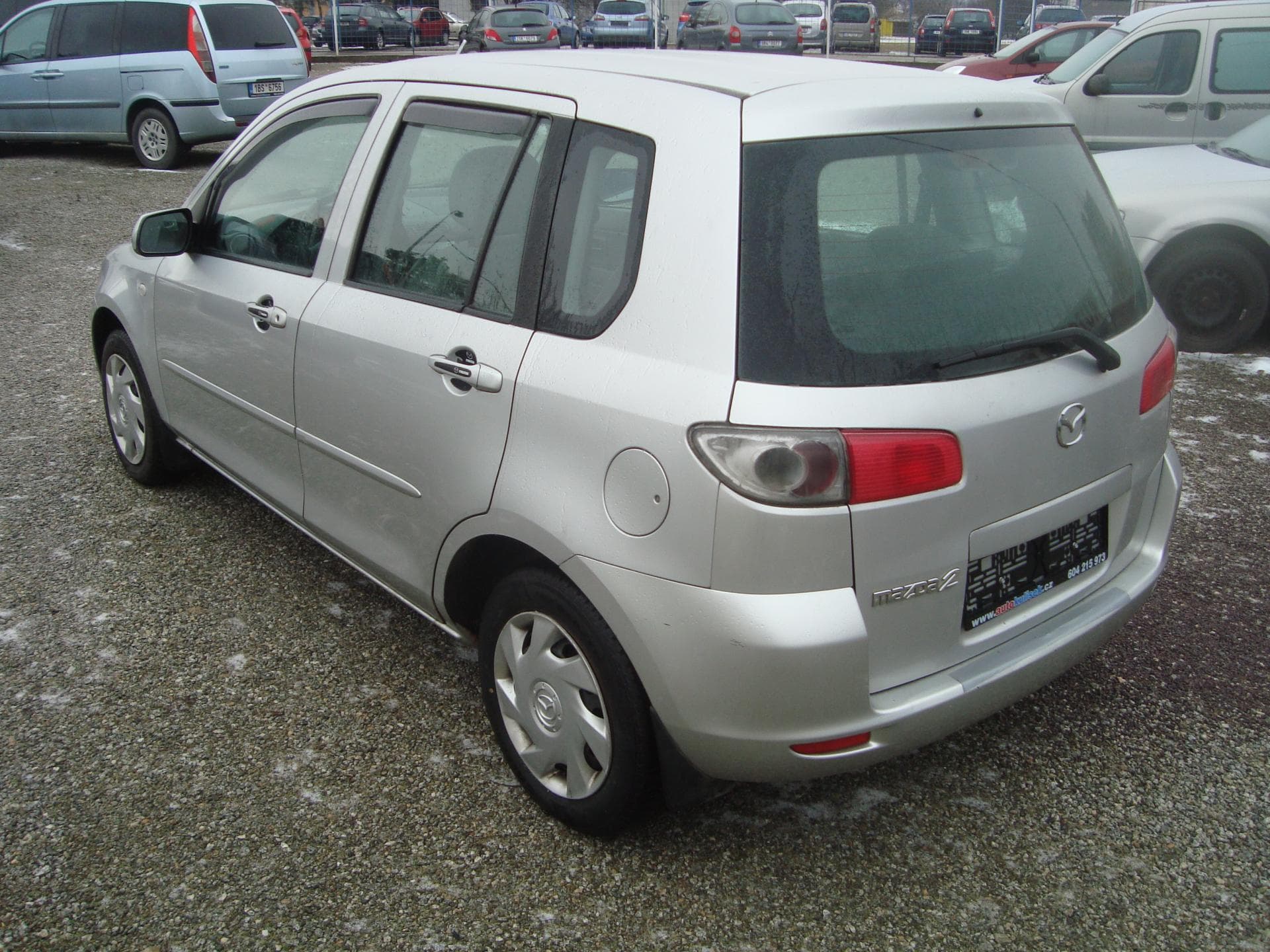 Mazda 2 - 4