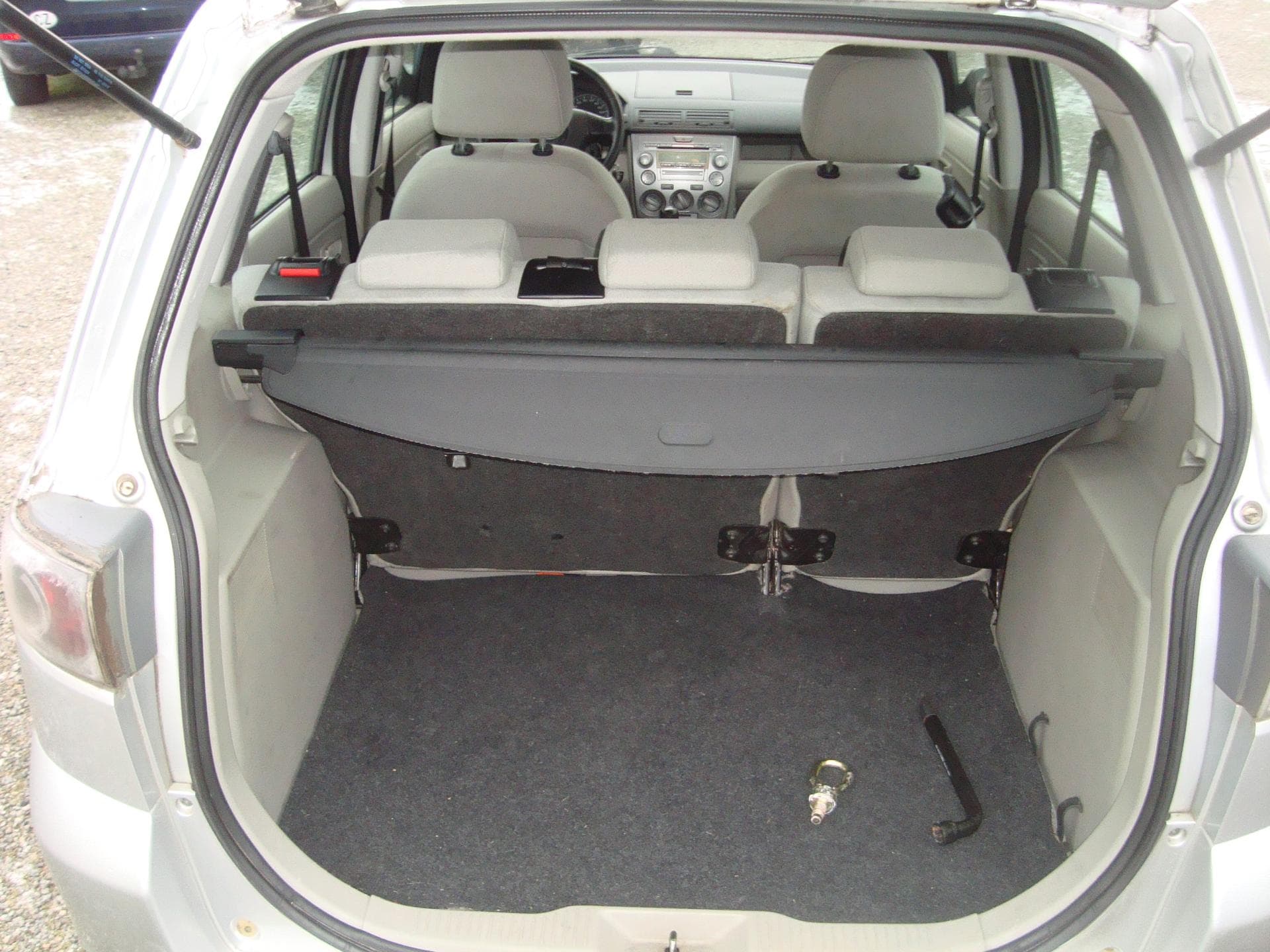 Mazda 2 - 5