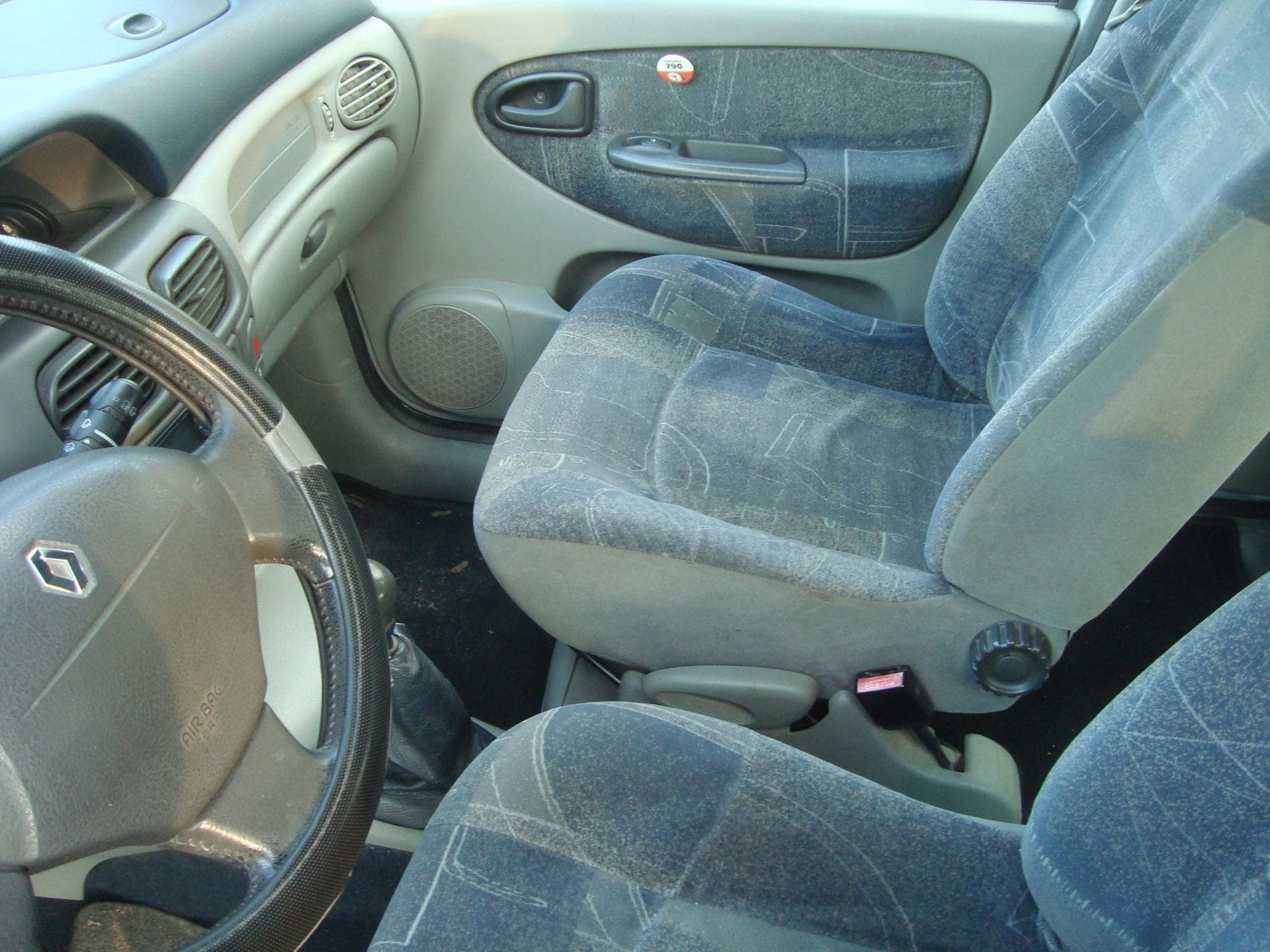 Renault SCENIC - 11