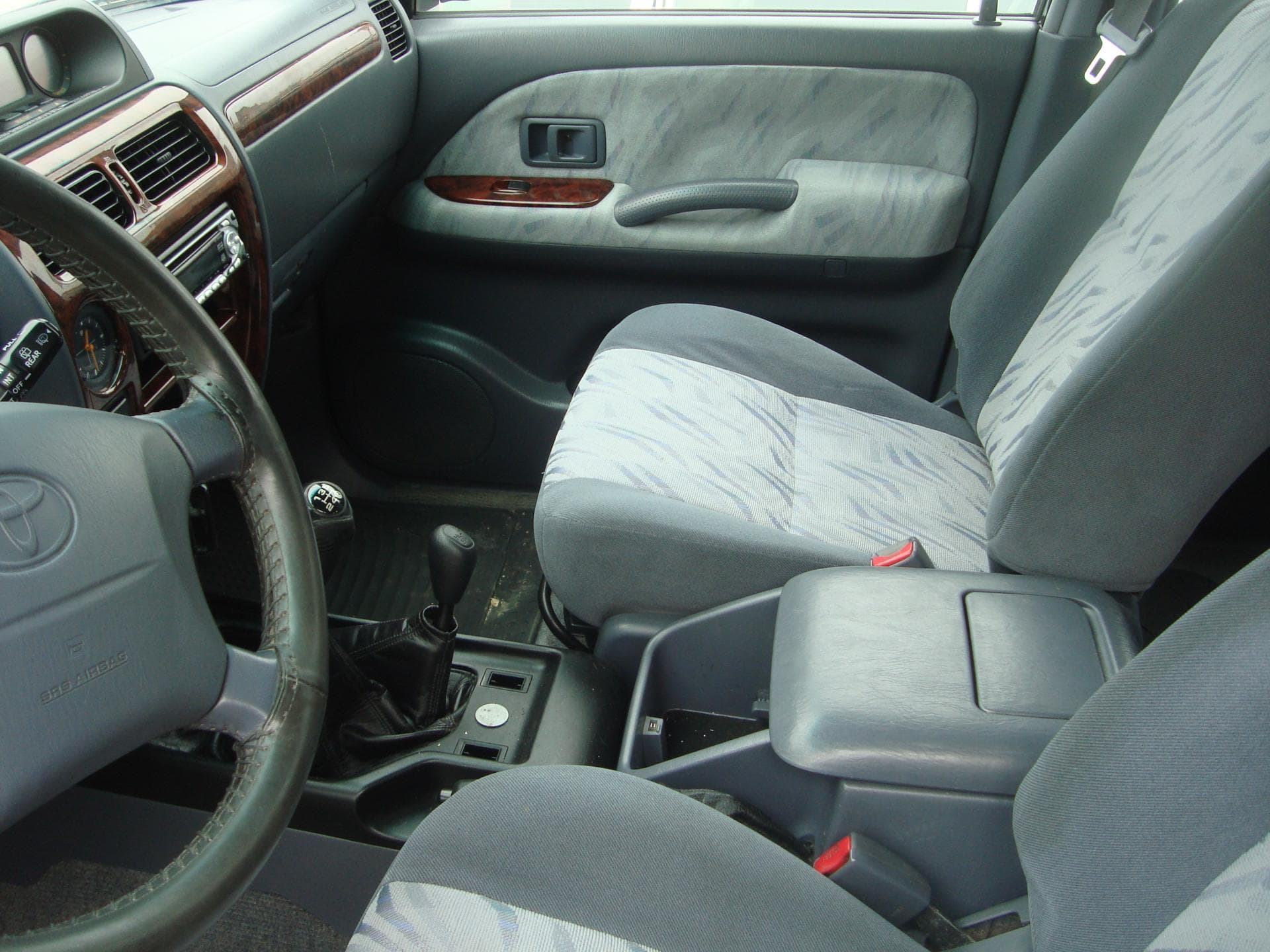 Toyota LAND CRUISER - 10