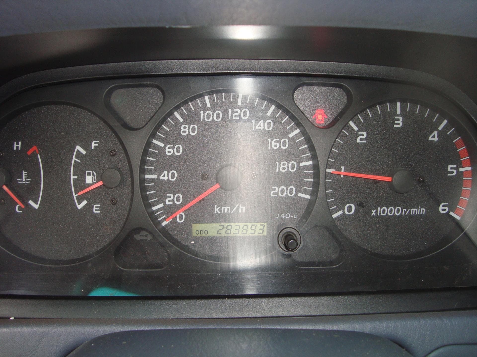 Toyota LAND CRUISER - 11